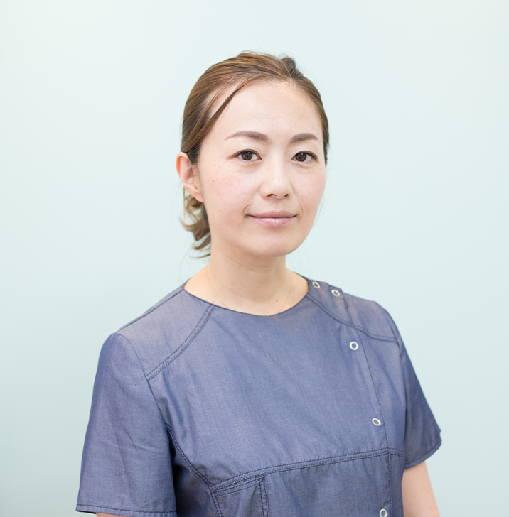 矯正歯科医　花沢 綾子